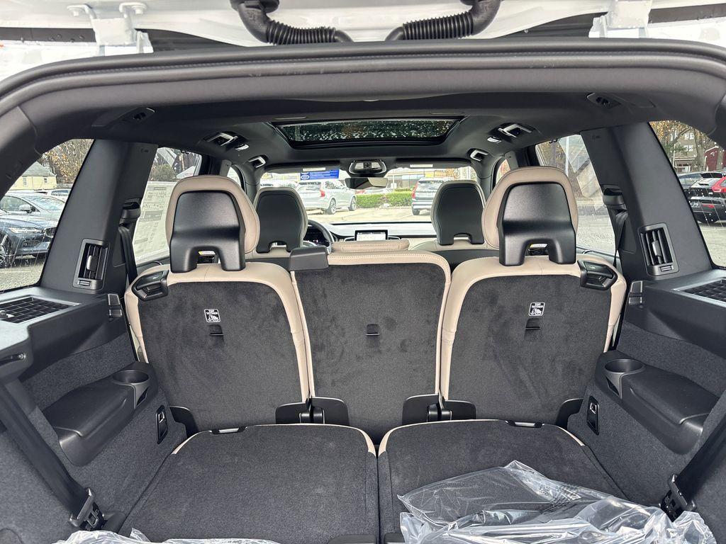2026 Volvo XC90 B6 ULTRA 7-SEATER — миниатюра 18