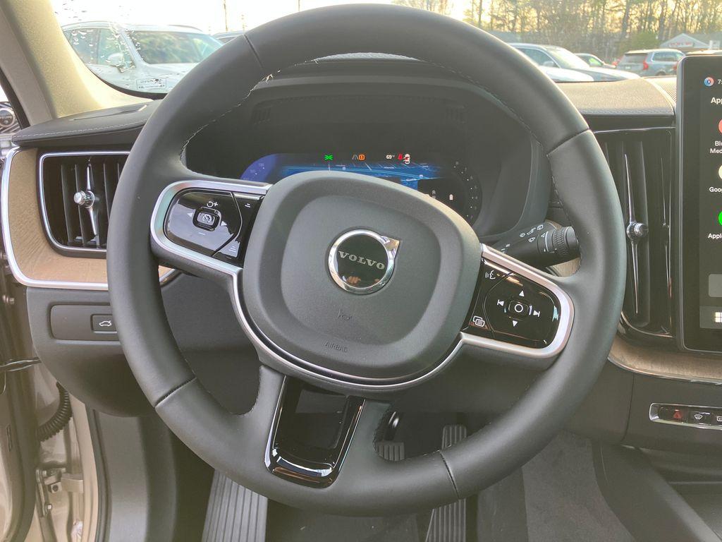 صورة مصغرة 14 لـ 2026 Volvo XC60 B5 ULTRA
