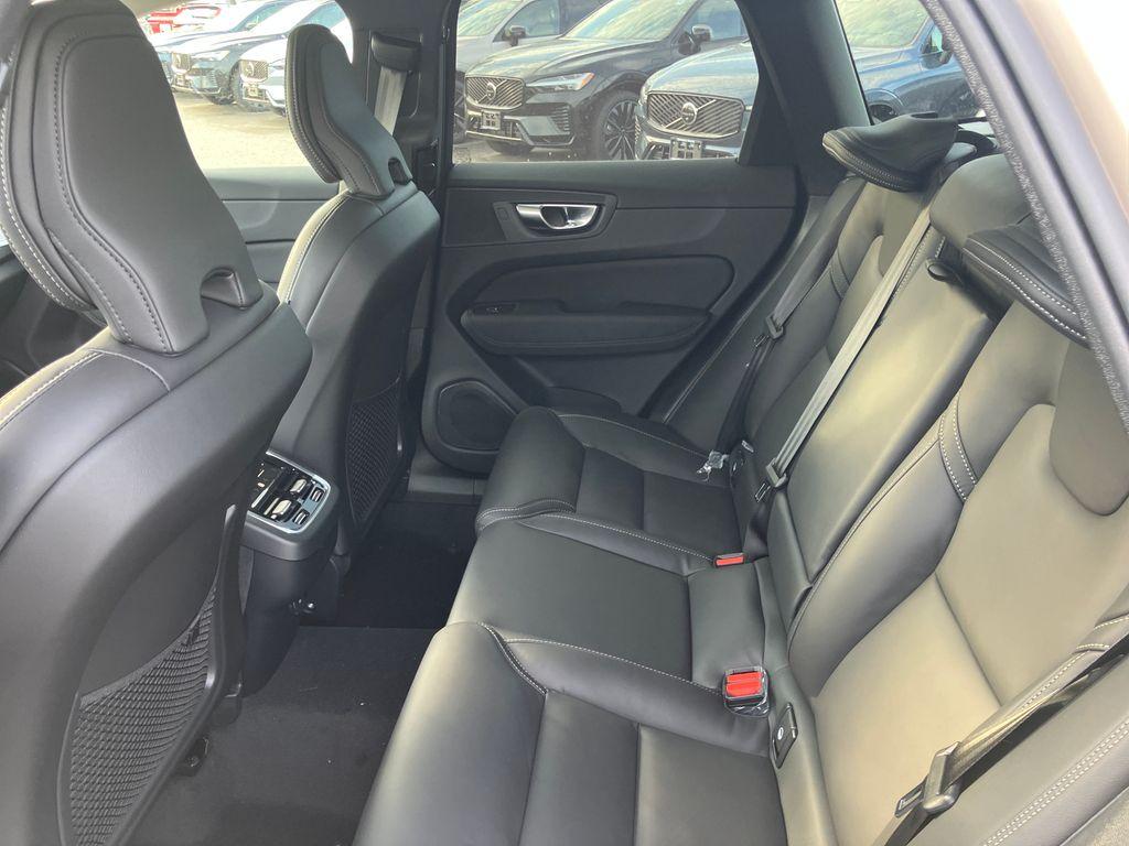 صورة مصغرة 25 لـ 2026 Volvo XC60 B5 ULTRA