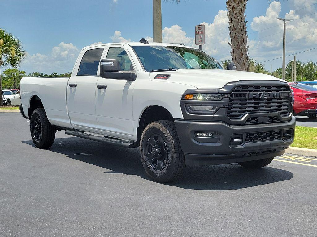 New 2026 RAM 2500 Tradesman Crew Cab 4x4 8' Box