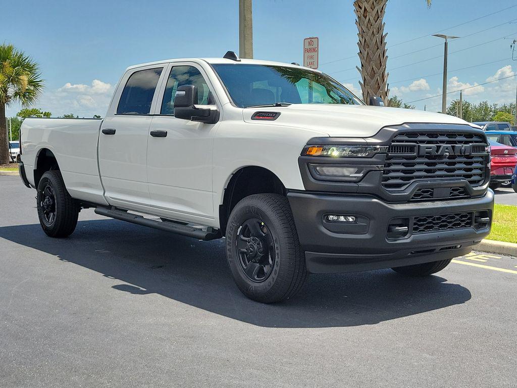 New 2026 RAM 2500 Tradesman Crew Cab 4x4 8' Box