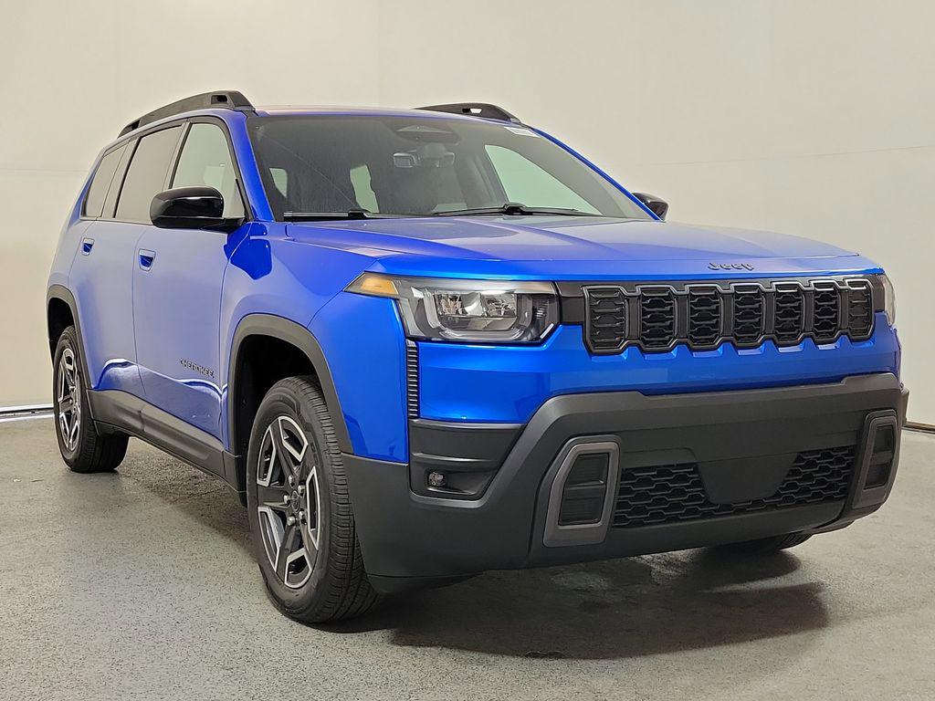 New 2026 Jeep Cherokee Laredo 4x4