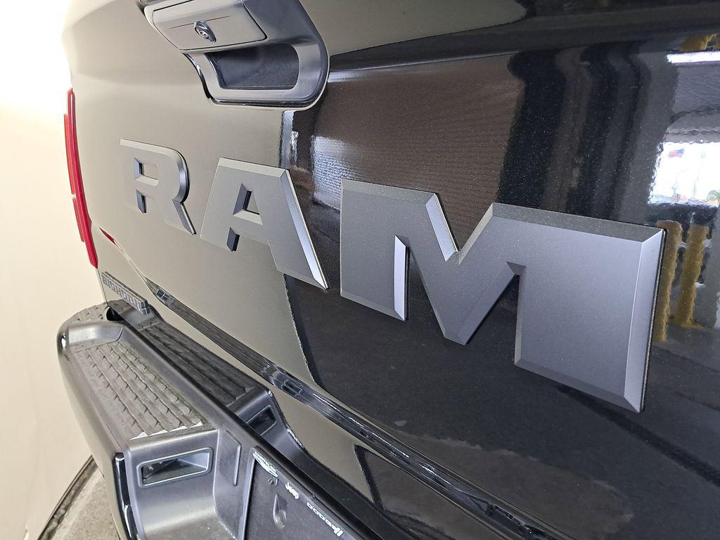 2026 RAM 2500 BIG HORN CREW CAB 4X4 6'4' BOX — фото 7