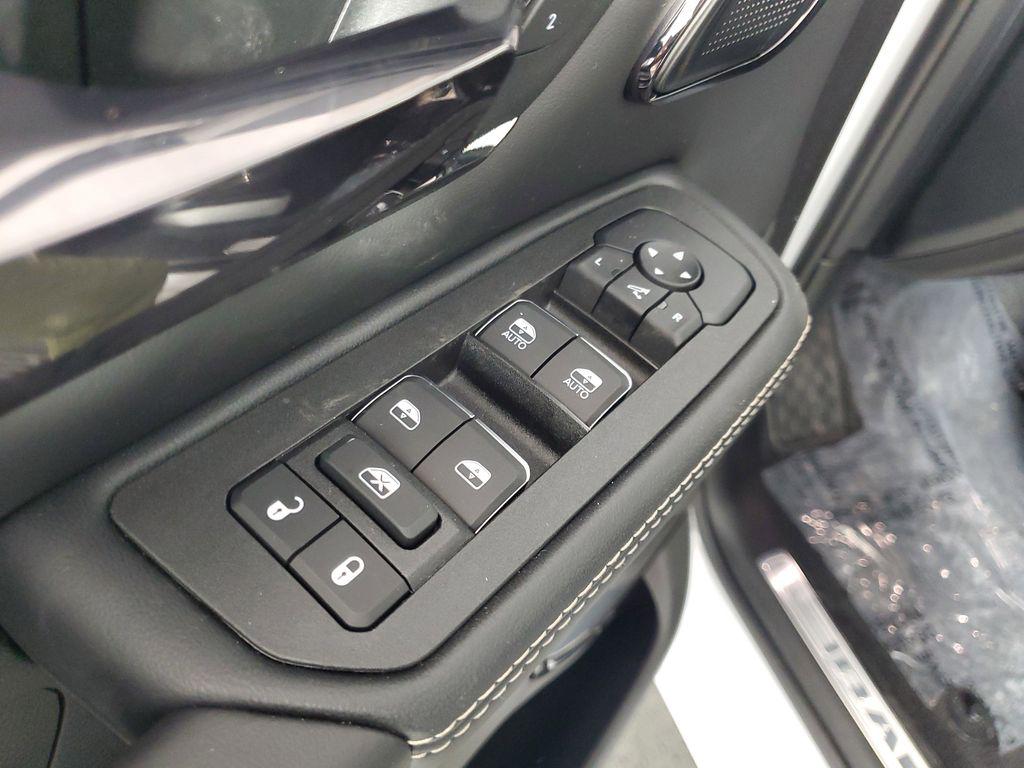 صورة مصغرة 15 لـ 2026 RAM 1500 LIMITED