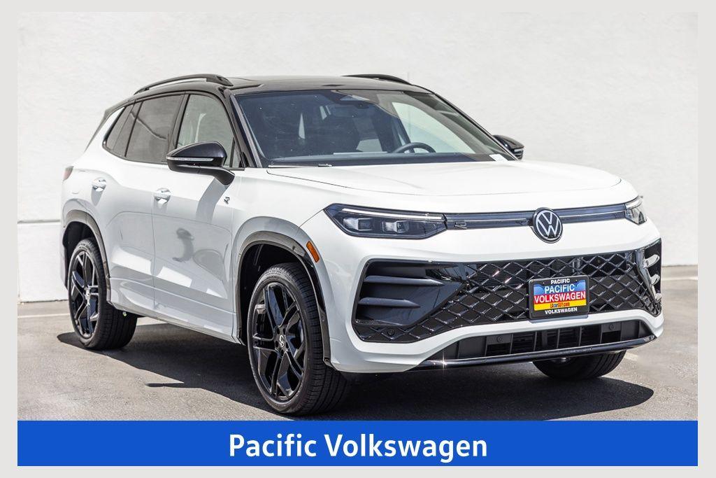 New 2026 Volkswagen Tiguan 2.0T SE R-Line Black