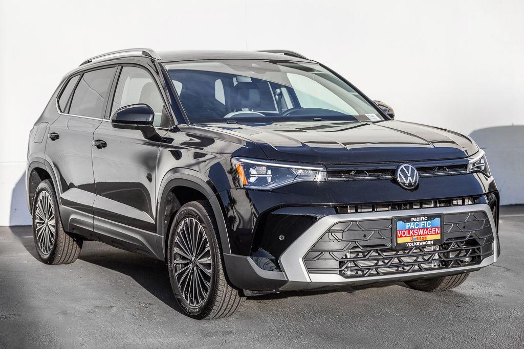 New 2026 Volkswagen Taos 1.5T SE