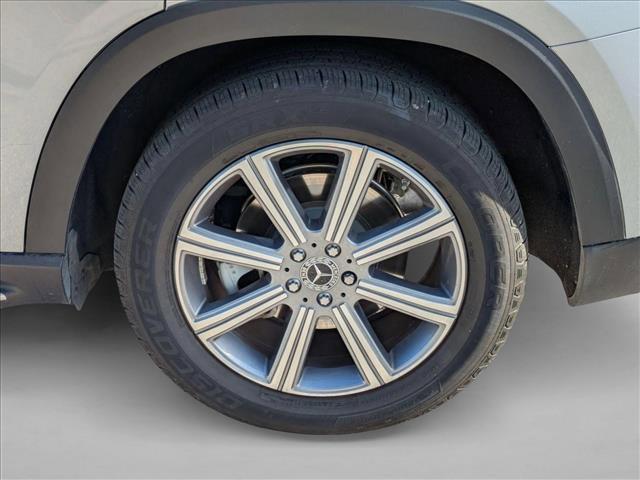 MERCEDES-BENZ GLS - 10