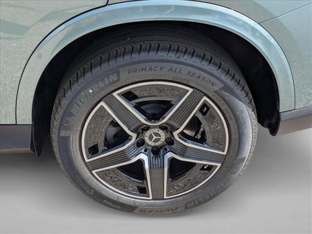 2026 Mercedes-BENZ GLC — миниатюра 10