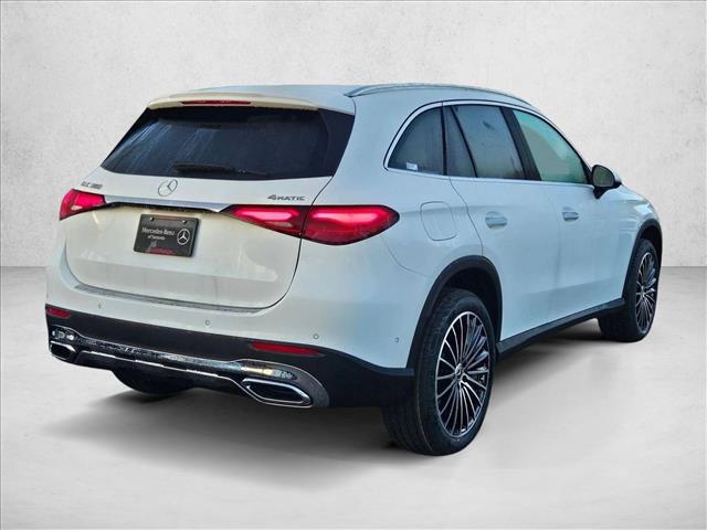 2026 Mercedes-BENZ GLC — фото 2