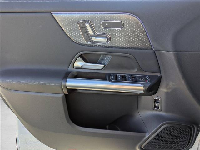 صورة 9 لـ 2026 Mercedes-BENZ GLA