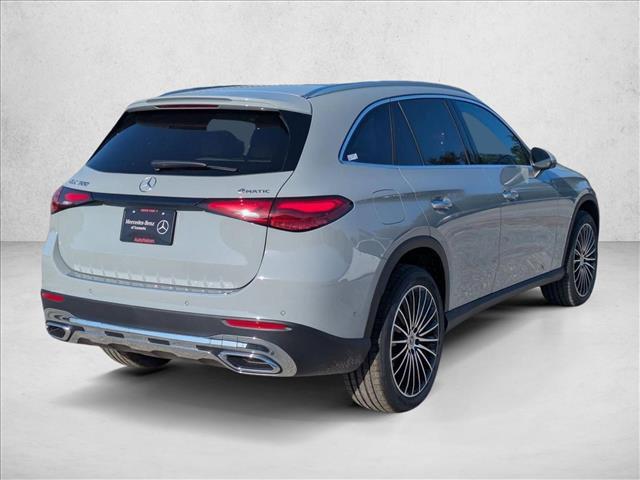 2026 Mercedes-BENZ GLC — фото 2