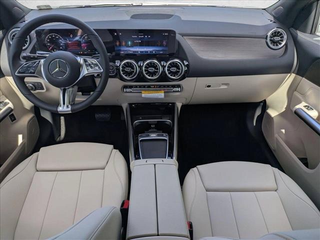 2026 Mercedes-BENZ GLA — миниатюра 14
