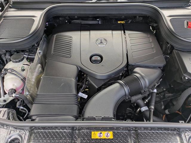 2026 Mercedes-BENZ GLE — миниатюра 17