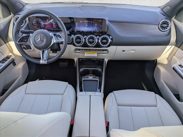 2026 Mercedes-BENZ GLA — миниатюра 14