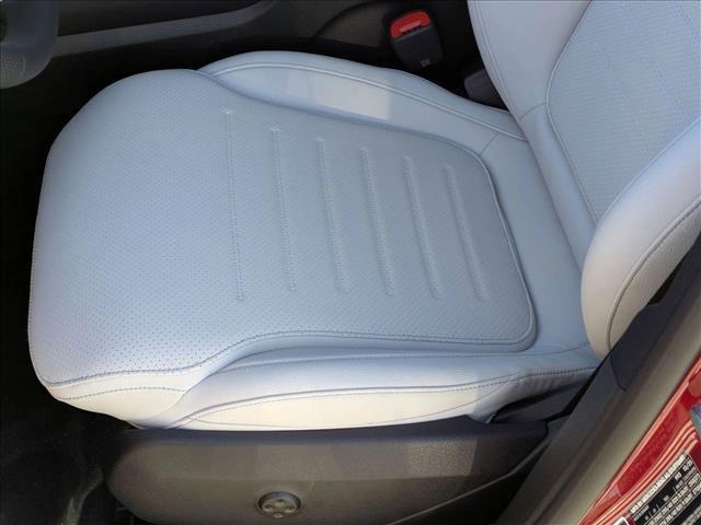 MERCEDES-BENZ GLC - 4