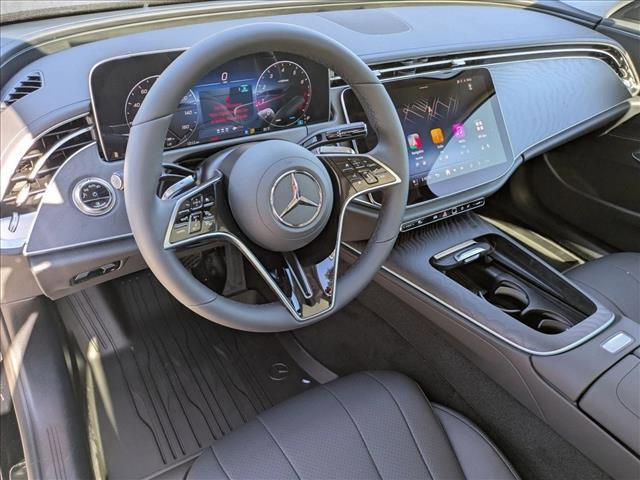 MERCEDES-BENZ E-CLASS - 3