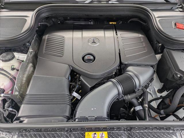 2026 Mercedes-BENZ GLE — миниатюра 17