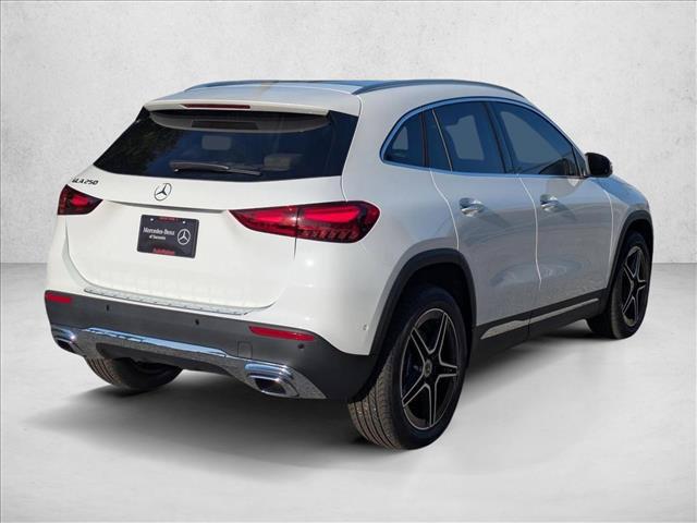 2026 Mercedes-BENZ GLA 缩略图 2