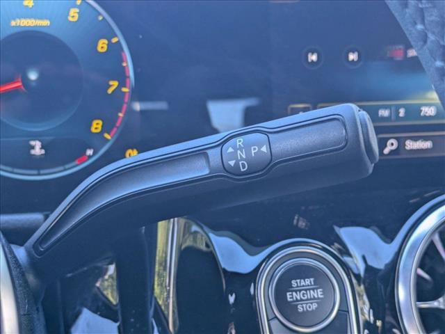 MERCEDES-BENZ GLA-CLASS - 10