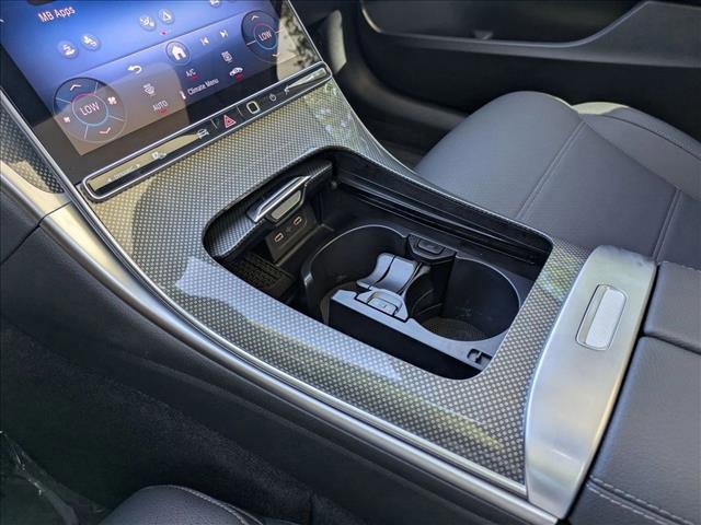 2026 Mercedes-BENZ C-CLASS — миниатюра 12