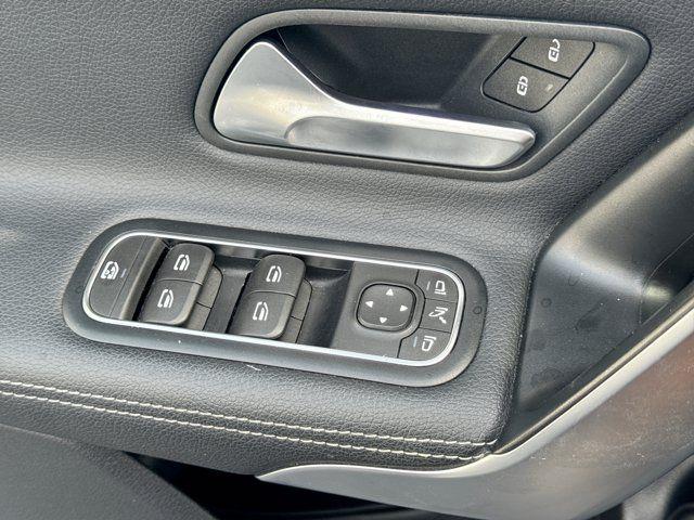 2025 Mercedes-BENZ CLA 缩略图 24