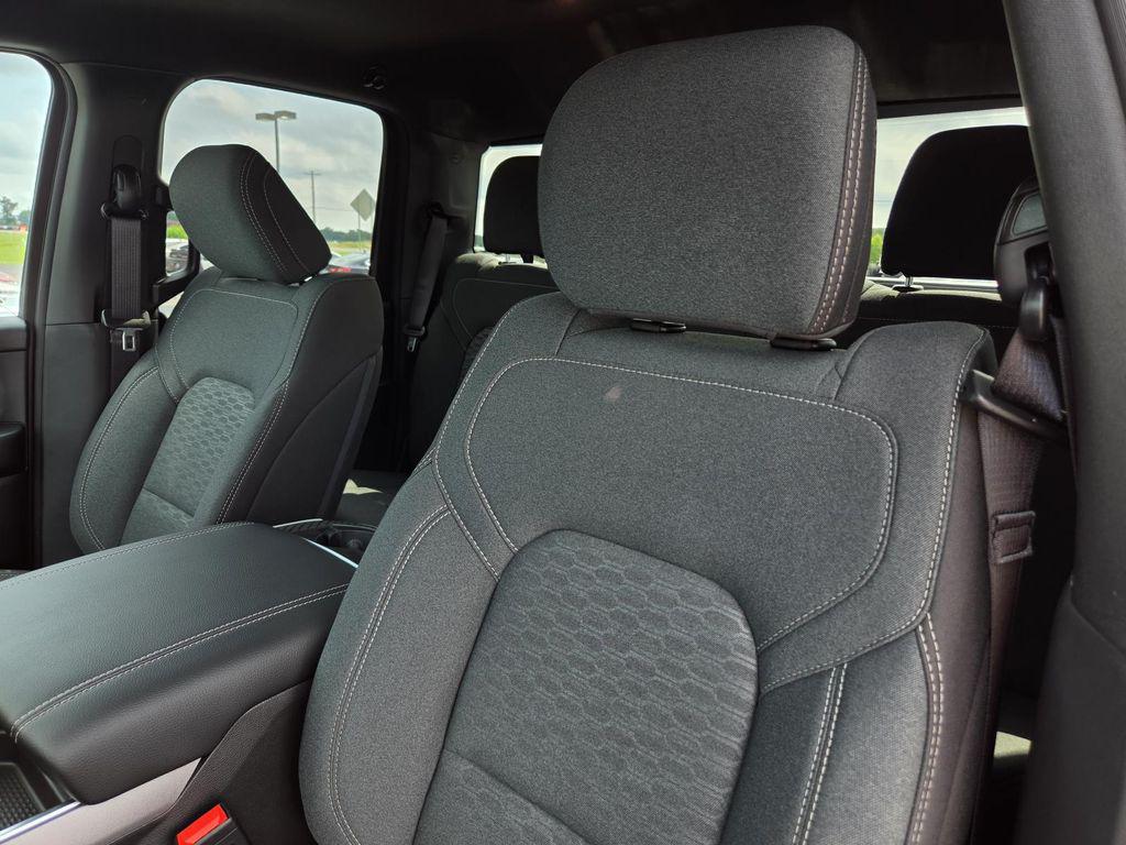 2026 RAM 1500 EXPRESS 缩略图 23