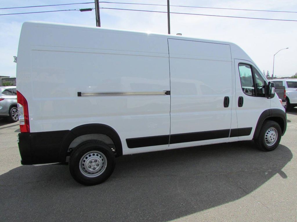 صورة 6 لـ 2025 RAM PROMASTER 3500 HIGH ROOF