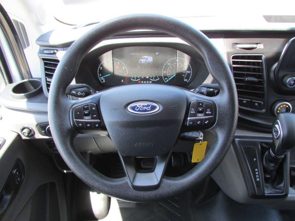 صورة مصغرة 19 لـ 2025 FORD TRANSIT-250 BASE