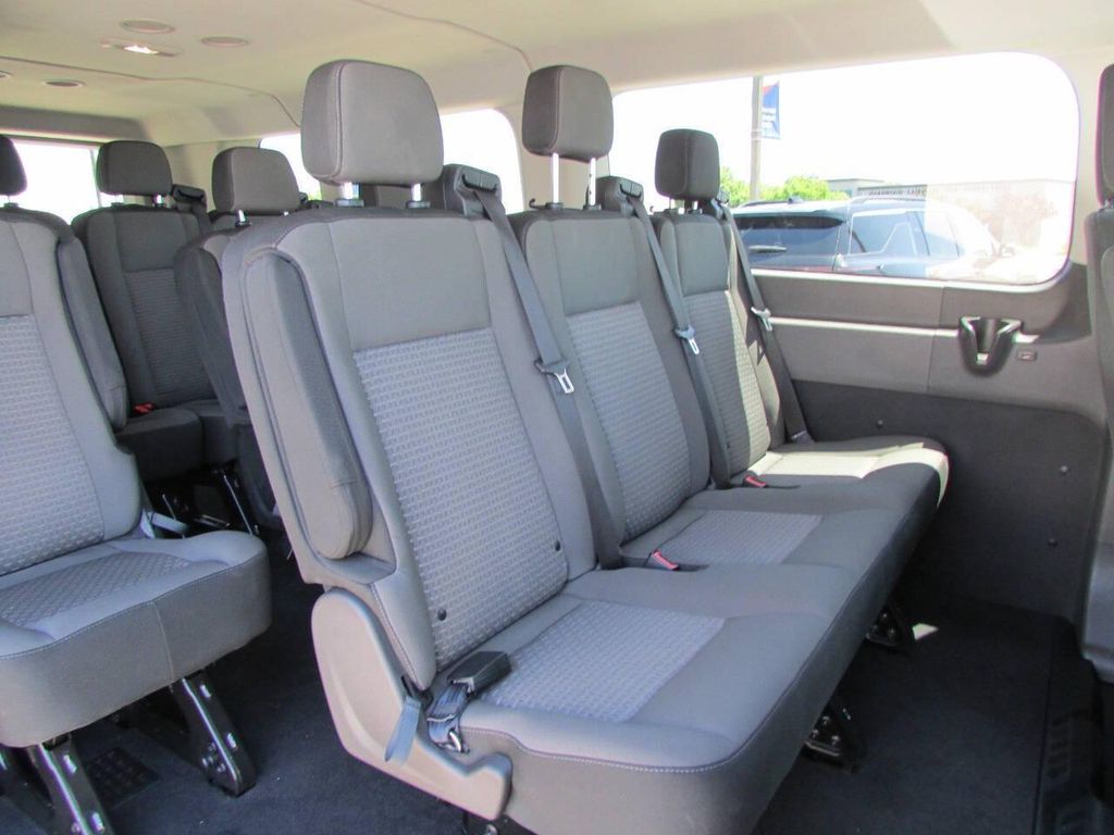 2023 FORD TRANSIT-350 XLT thumbnail 30