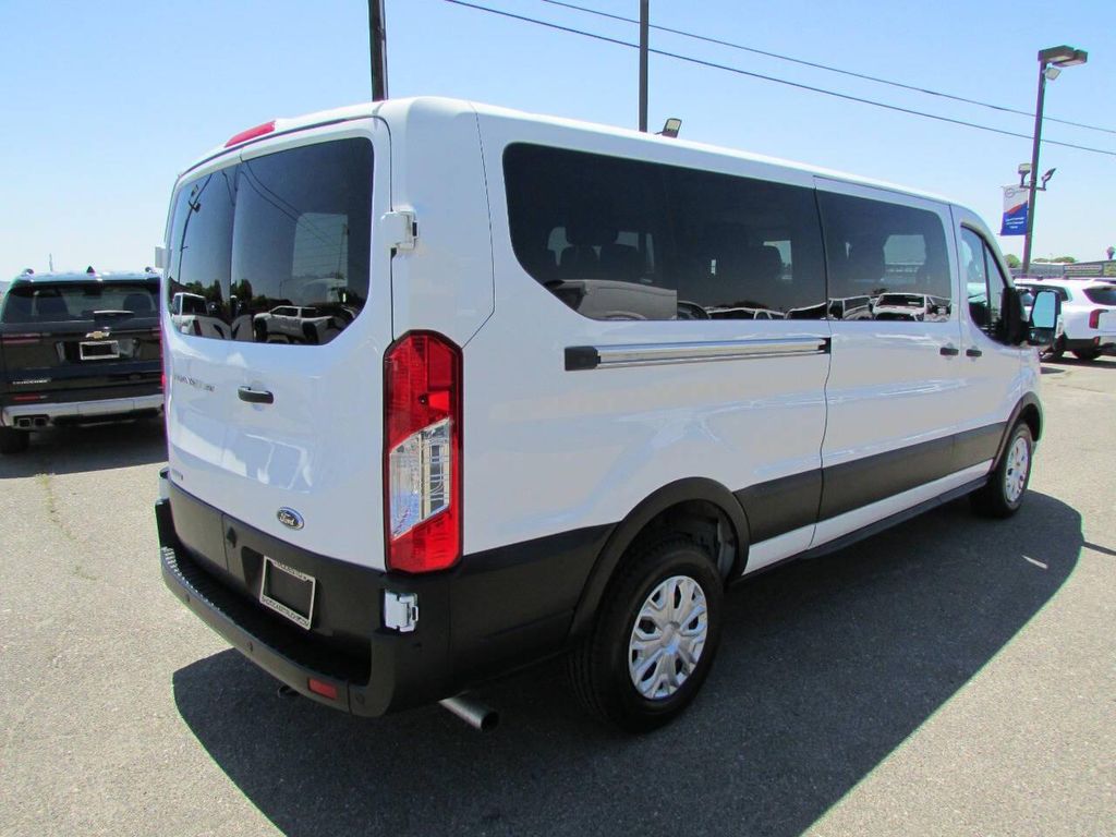 2023 FORD TRANSIT-350 XLT thumbnail 7