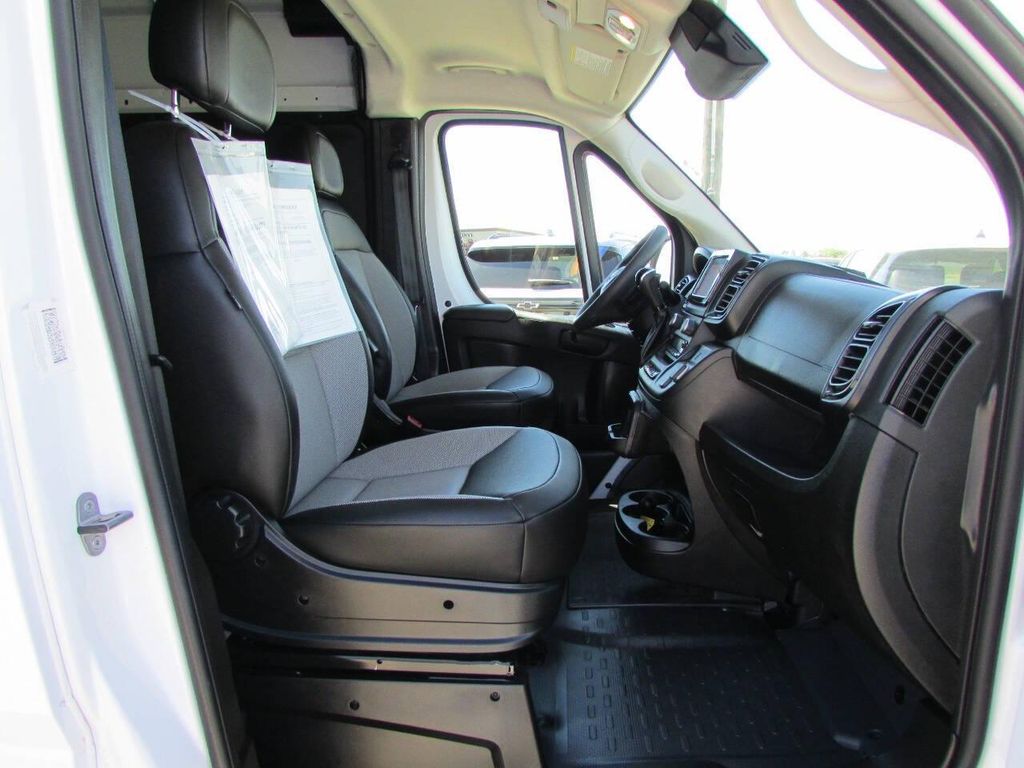 صورة مصغرة 16 لـ 2026 RAM PROMASTER 2500 TRADESMAN