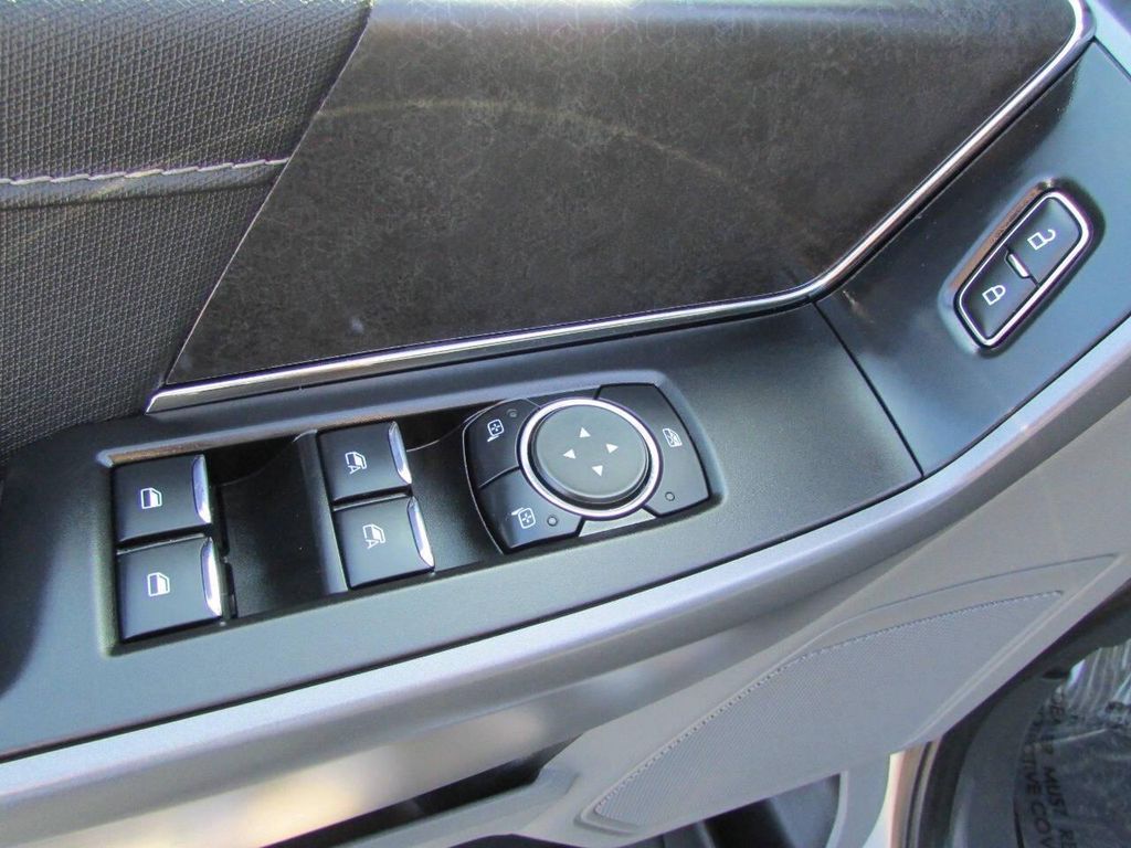 2025 FORD F-150 XLT 缩略图 18