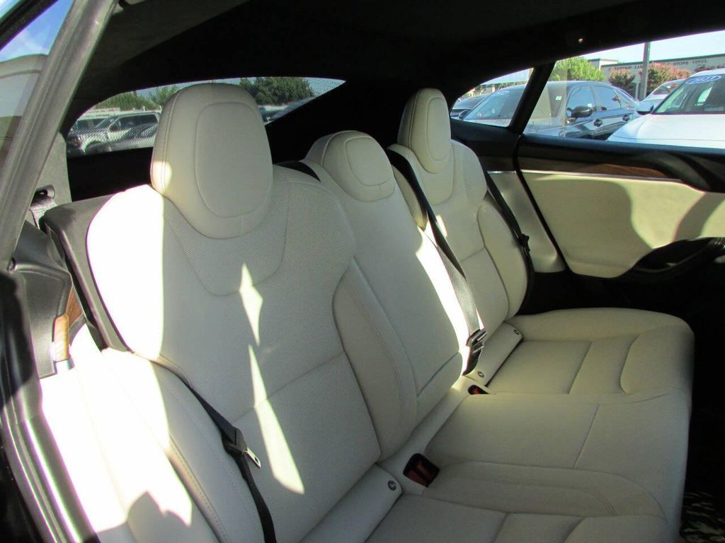 صورة مصغرة 40 لـ 2021 Tesla MODEL S LONG RANGE