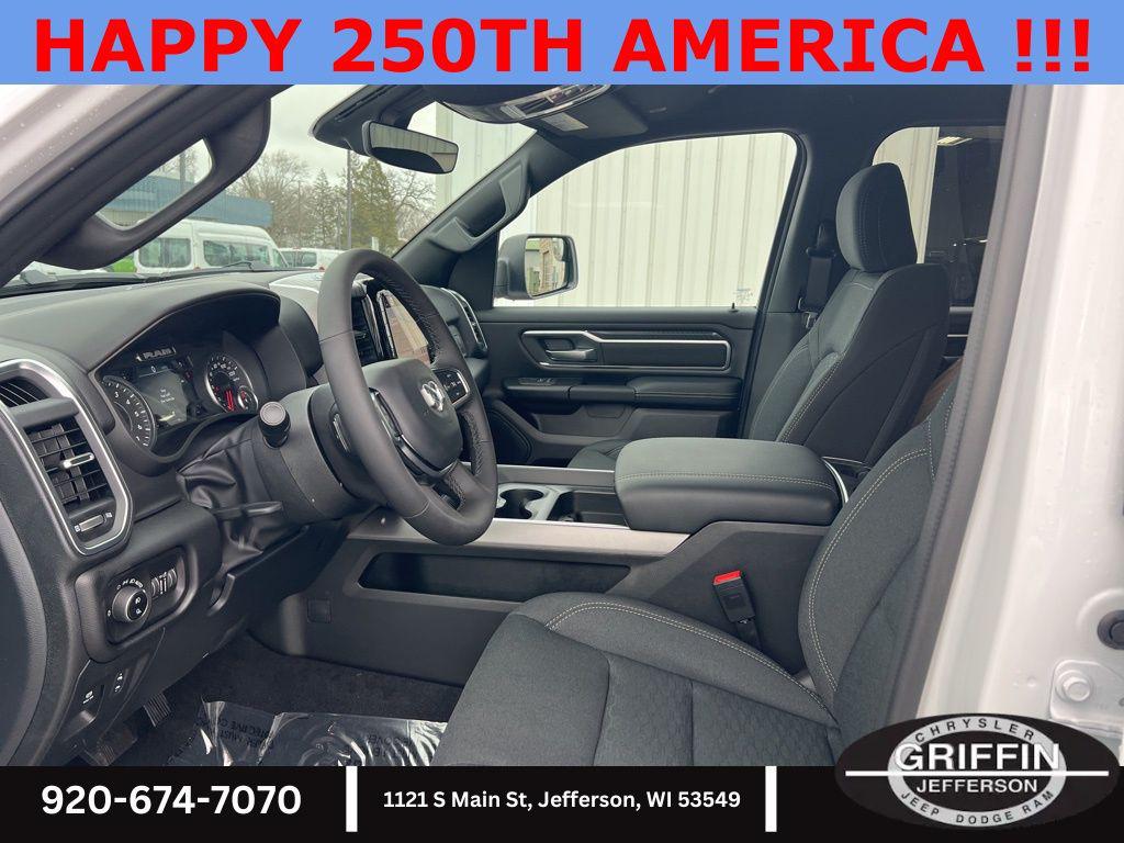 صورة مصغرة 15 لـ 2026 RAM 1500 BIG HORN/LONE STAR