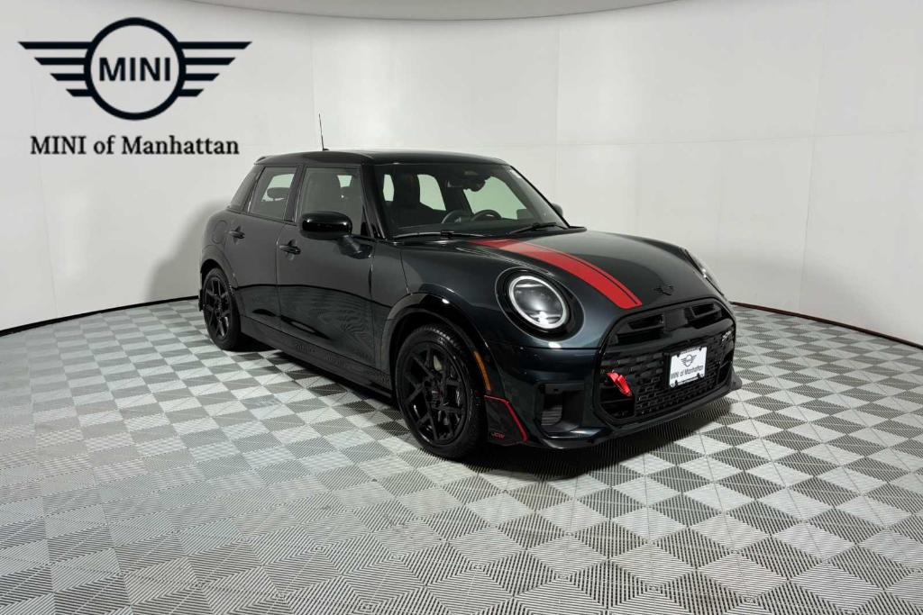 New 2026 MINI Hardtop S