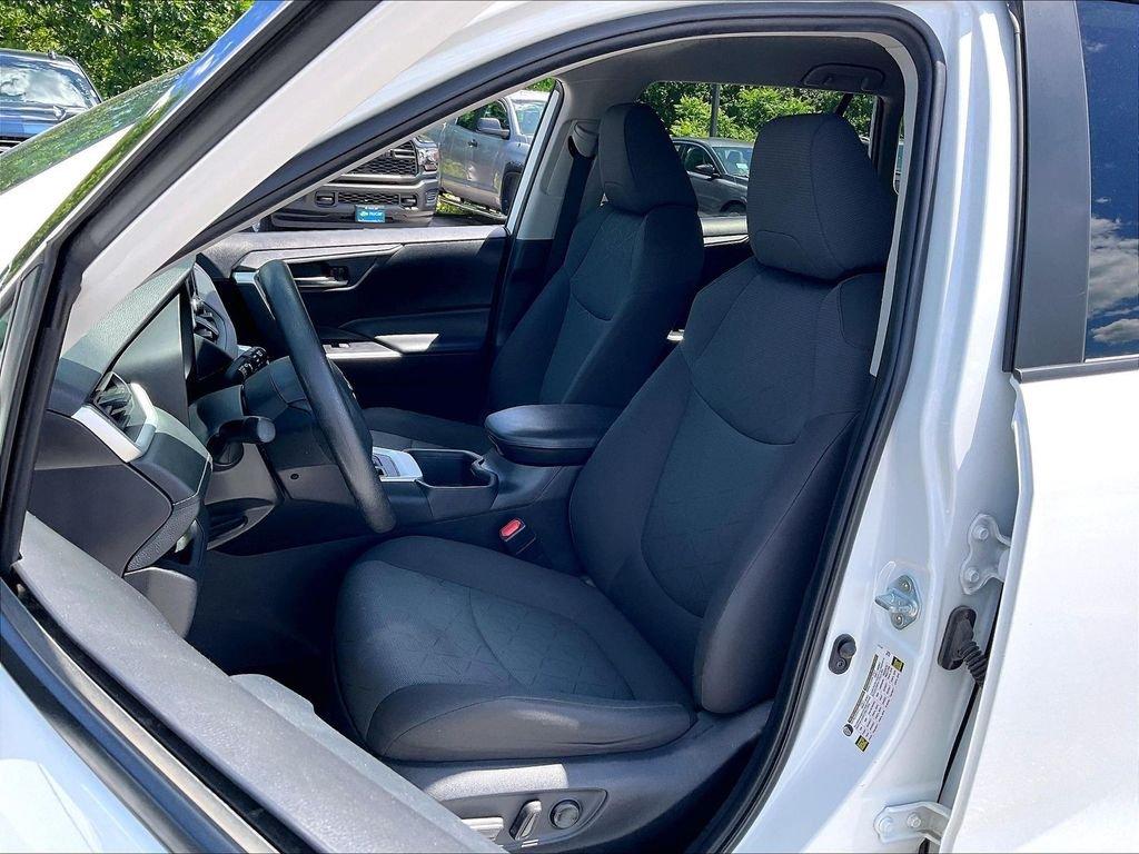 2024 Toyota RAV4 XLE 照片 9