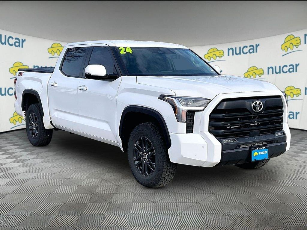 TOYOTA TUNDRA - 1