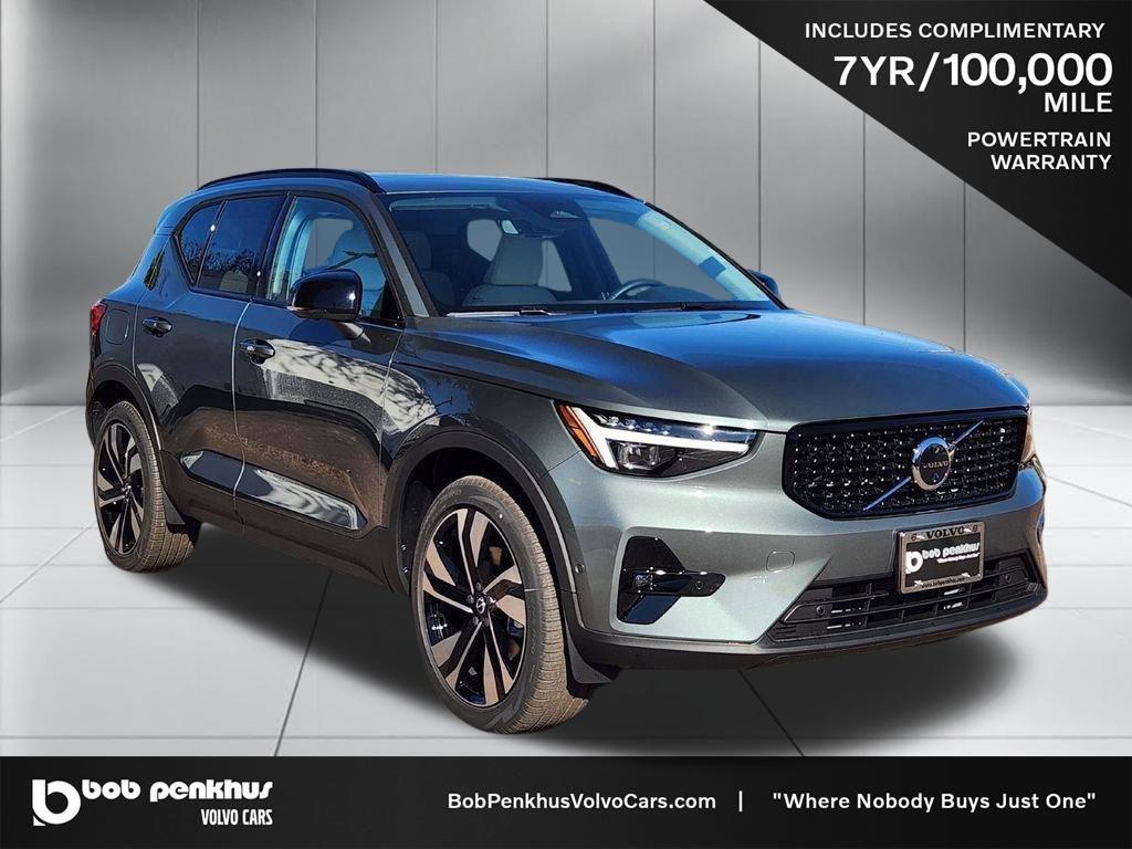 New 2026 Volvo XC40 B5 Ultra