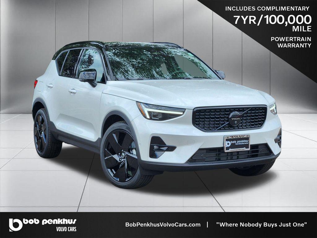 New 2026 Volvo XC40 Black Edition Ultra, B5 AWD Gas (mild hybrid)
