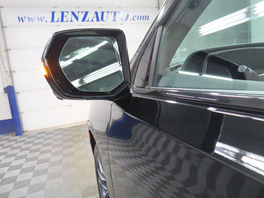 صورة 77 لـ 2022 Cadillac ESCALADE ESV SPORT