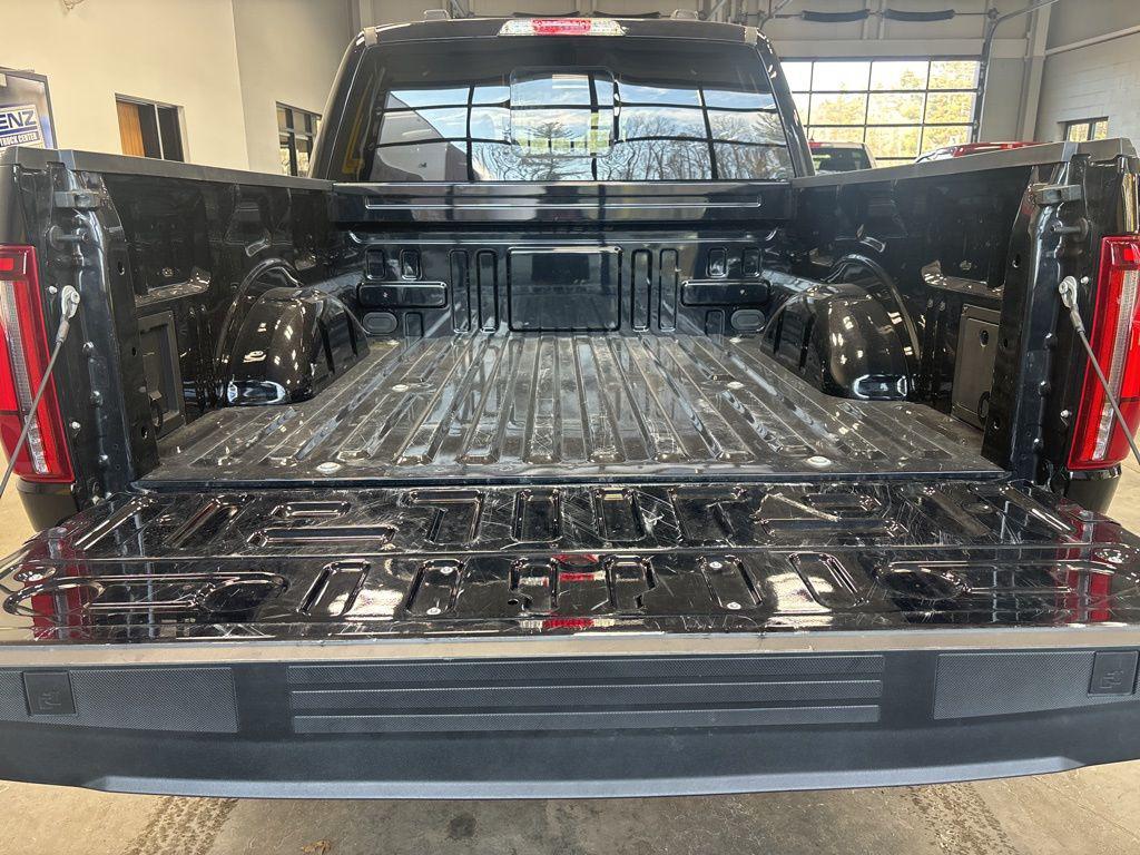 FORD F-150 LARIAT - 8