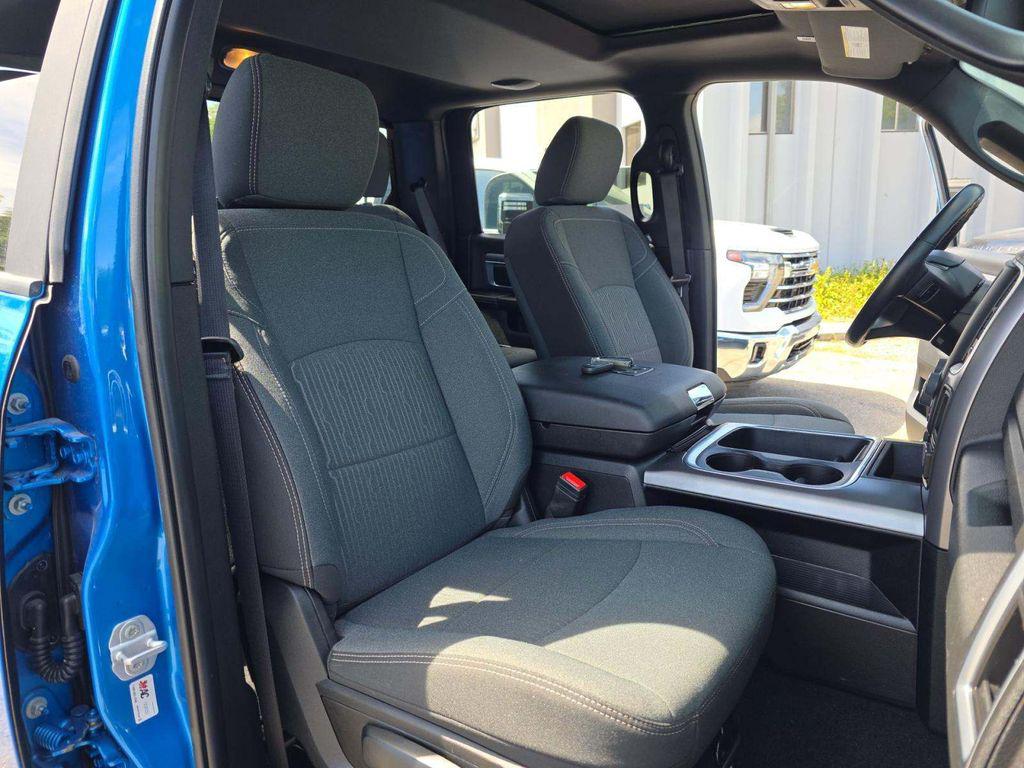 2022 RAM 1500 CLASSIC SLT 缩略图 11