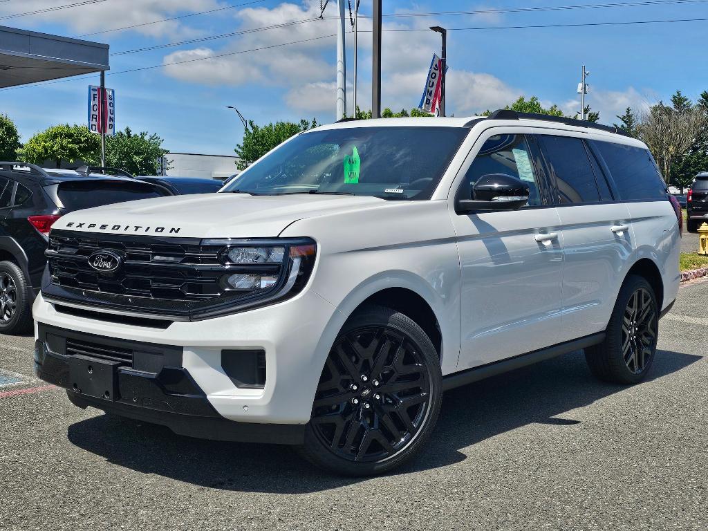 New 2026 Ford Expedition Platinum