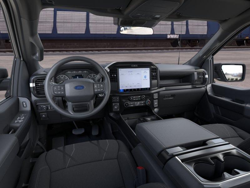 صورة 9 لـ 2026 FORD F-150 STX