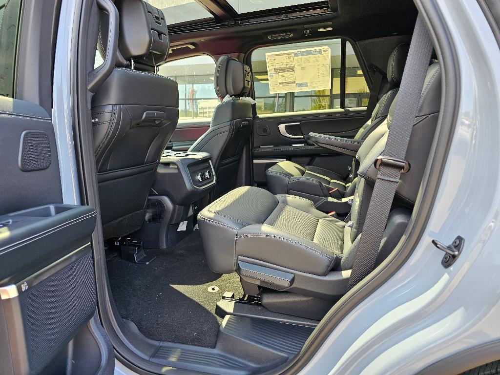 صورة مصغرة 13 لـ 2027 FORD EXPEDITION PLATINUM