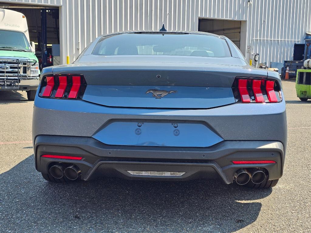 صورة مصغرة 6 لـ 2026 FORD MUSTANG ECOBOOST PREMIUM