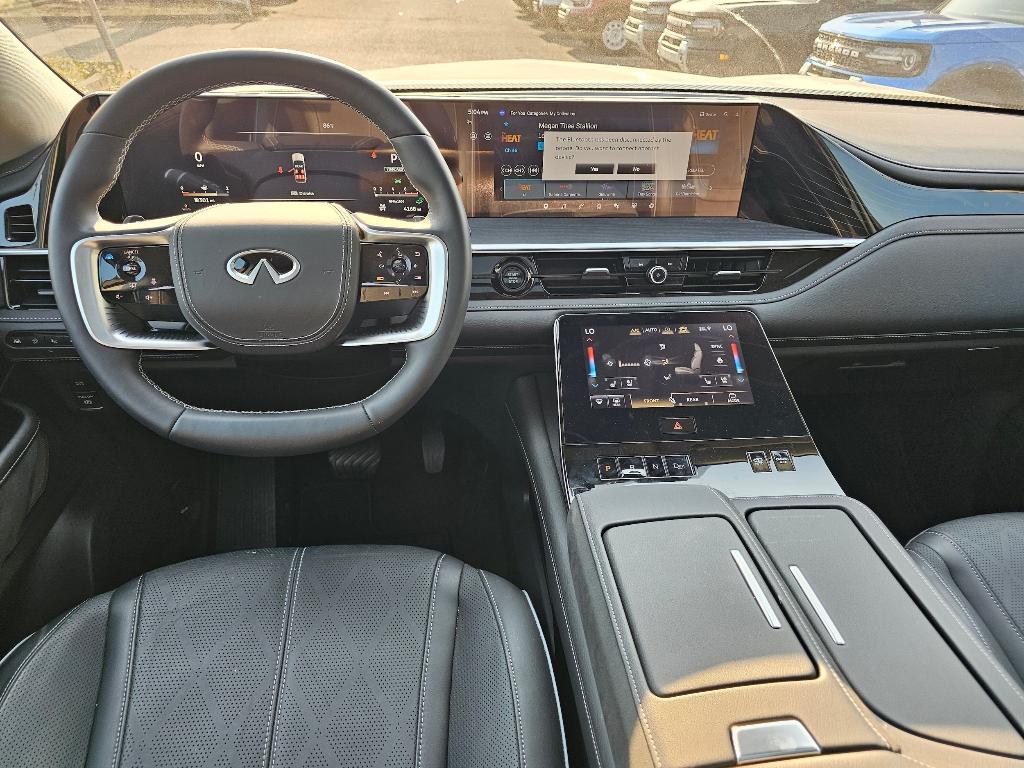 2025 Infiniti QX80 SENSORY 缩略图 18