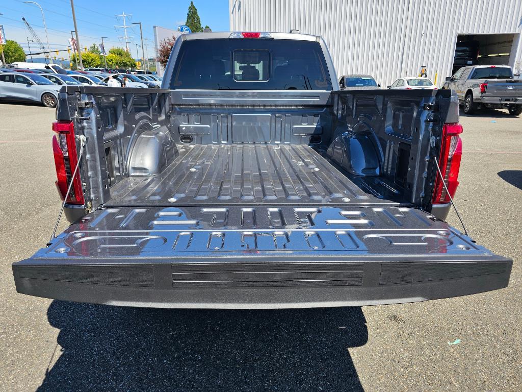 2026 FORD F-150 XLT — фото 10