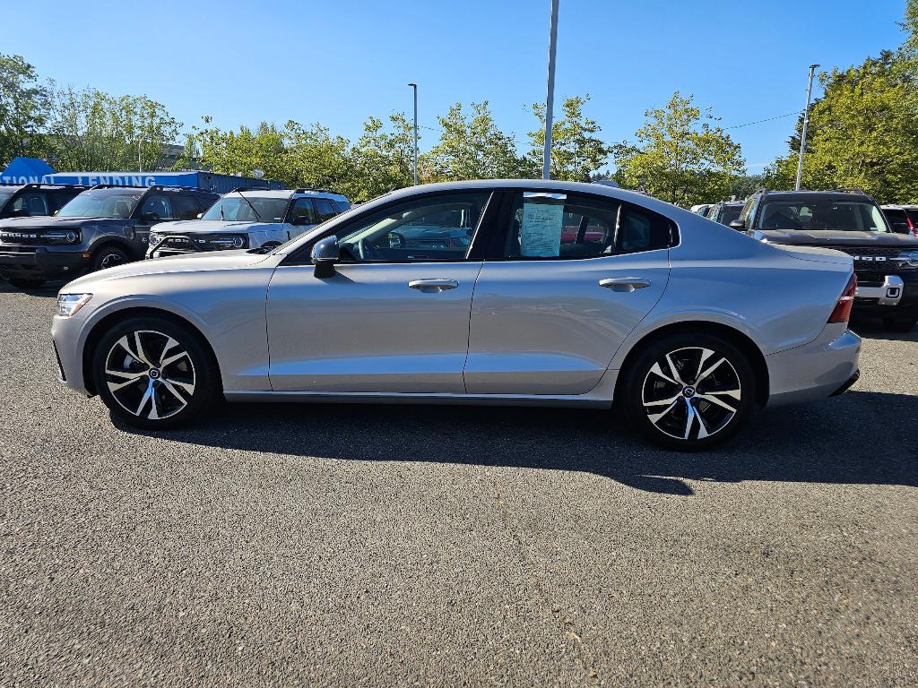 2025 Volvo S60 B5 CORE 照片 8
