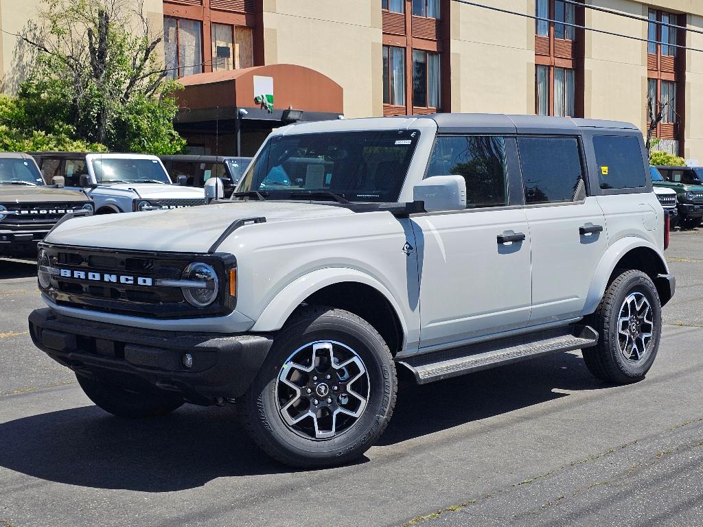 New 2026 Ford Bronco Outer Banks